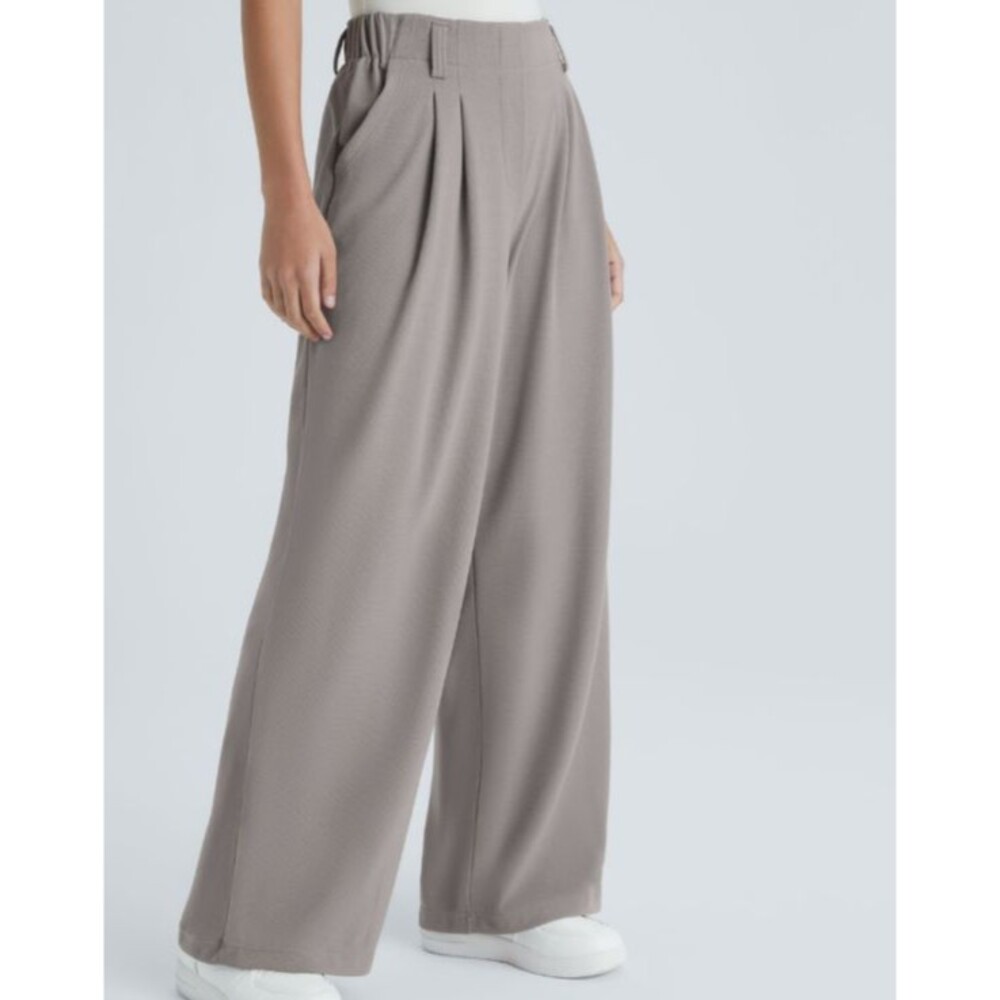 Halara Flex Gray High Waisted Wide Leg Side Pocket Waffle Knit Pants Size M